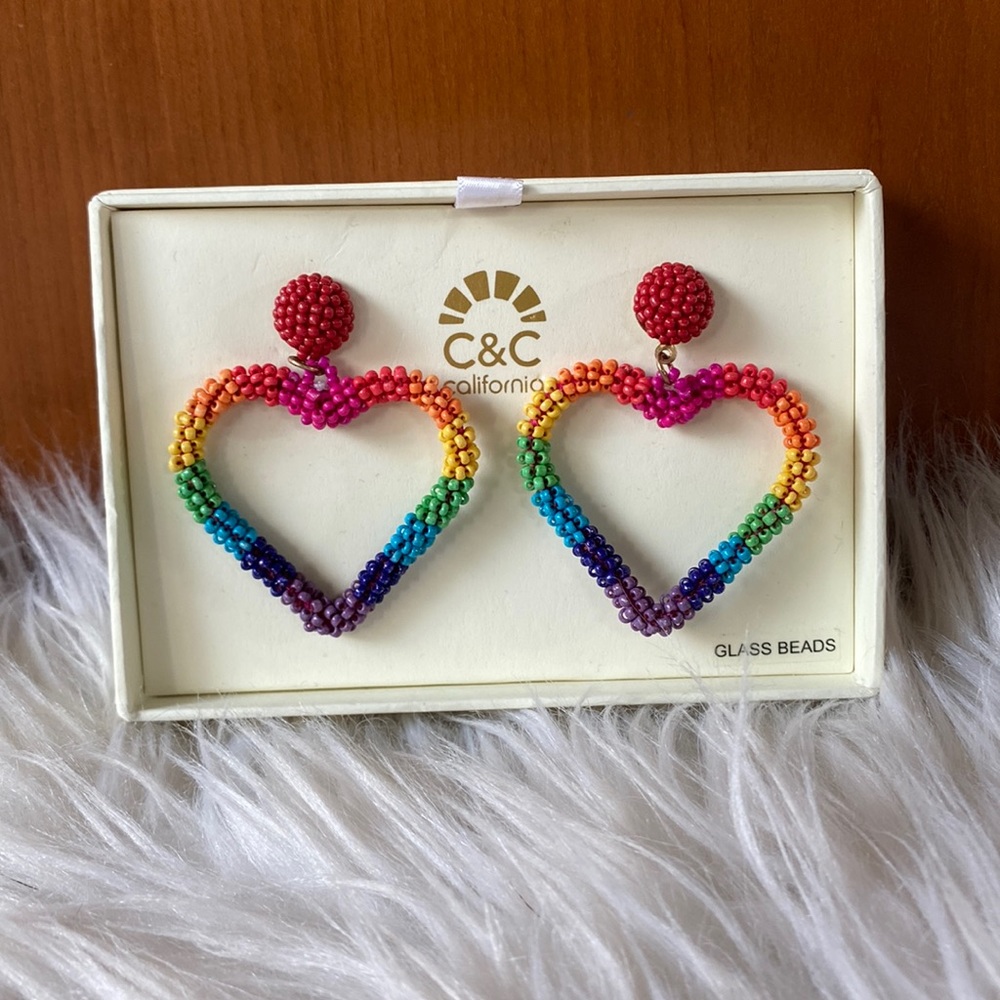 🆕 C&C California Rainbow 🌈 Heart ❤️ Earrings